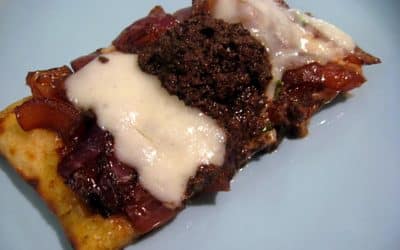 Secret Recipe Club: Mozzarella and Tapenade Pizza with Balsamic Onions