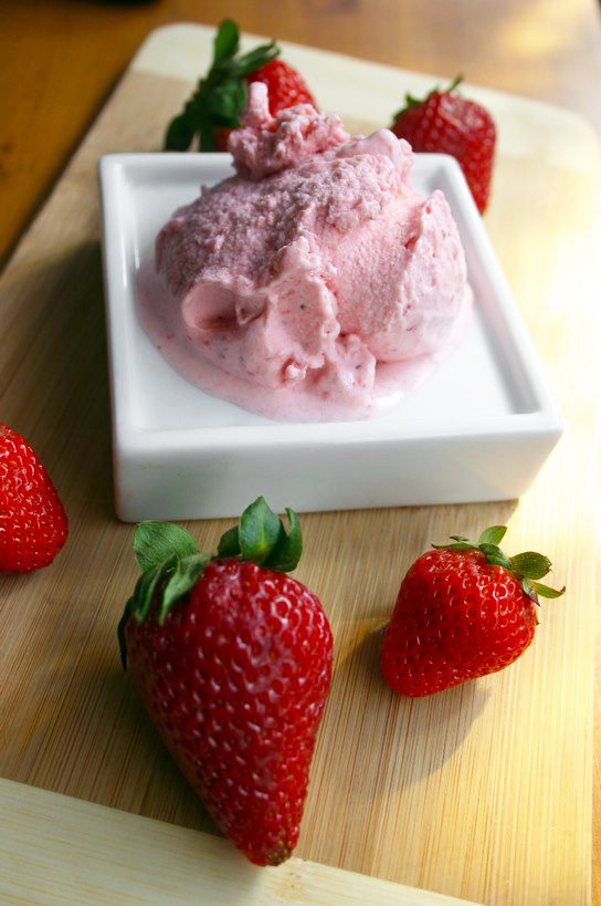 Strawberry and Chili Peppers Sour Ice Cream