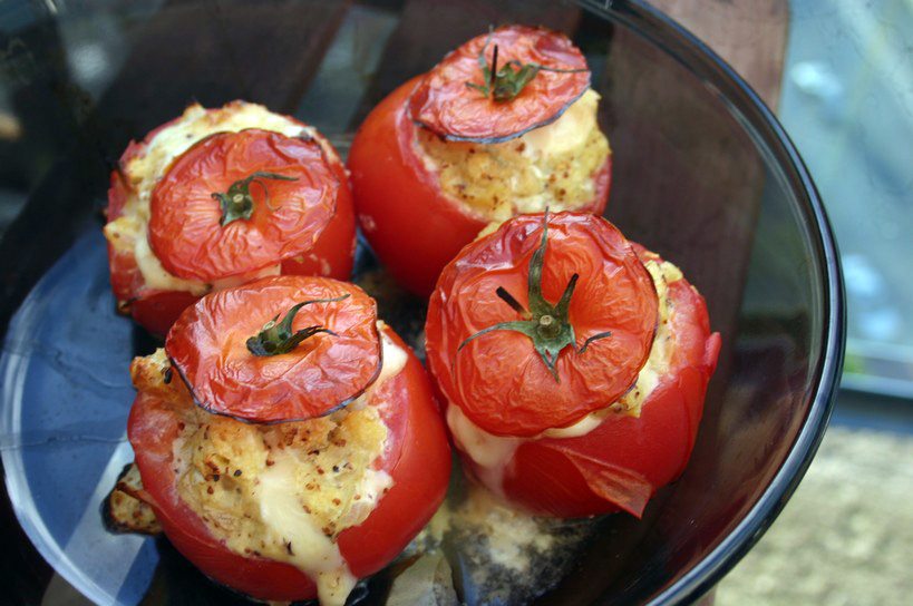 Tomato Bloghop: Barbecue Tomatoes Stuffed with Oka