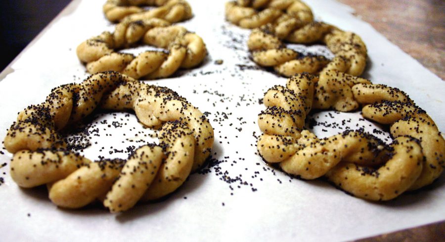 shaped Simit Rings