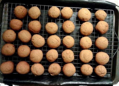 ginger cookie tray