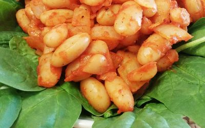 Ketchup and Beans Salad with Spinach for Popeye