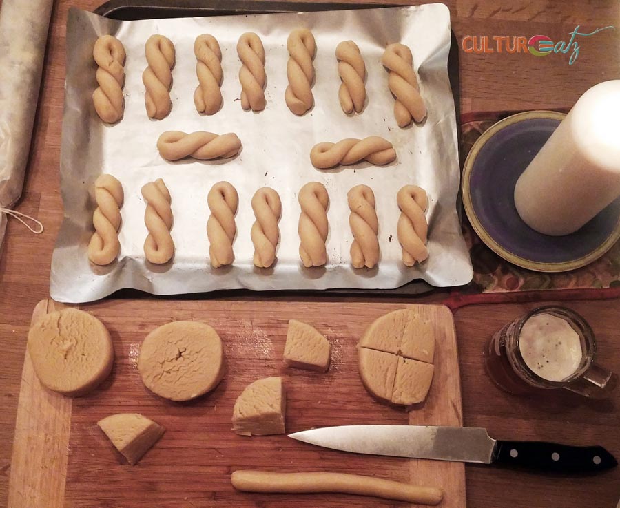 holiday cookies shaping the Koulourakia