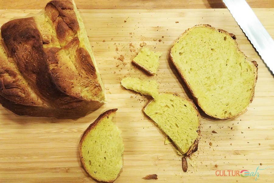 sourdough bread slices