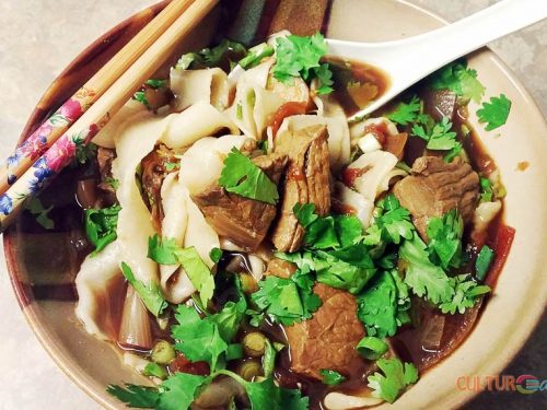 Spicy Beef soup pulled noodles