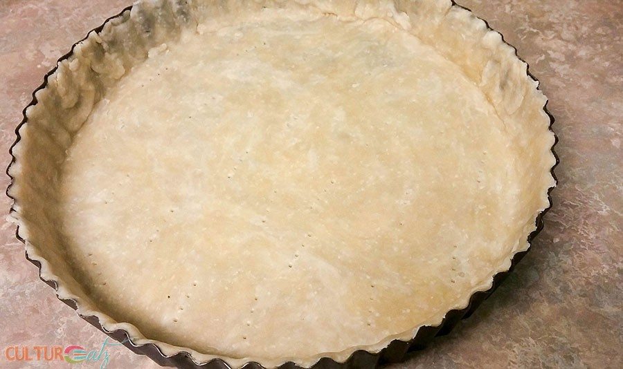 Aquafaba Lemon Meringue Pie crust