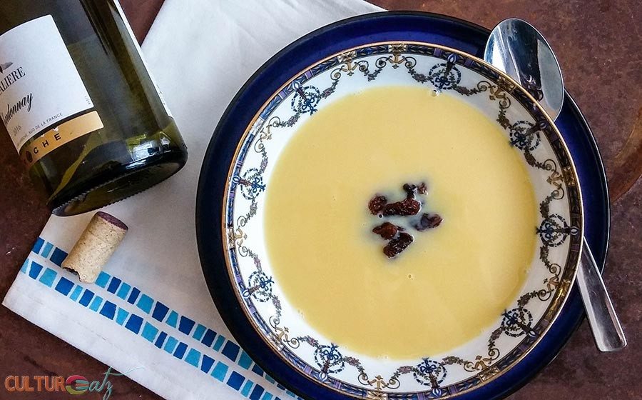 Hungarian Christmas Wine Soup