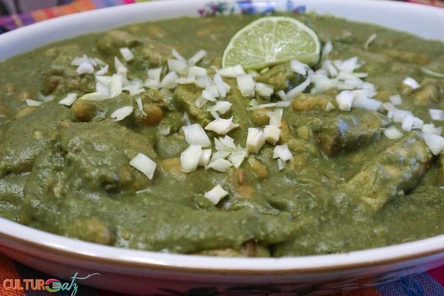 Mexican Mole Sauce Recipe Pork with Green Mole and White Beans side