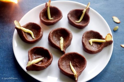 Chocolate Diya Peda