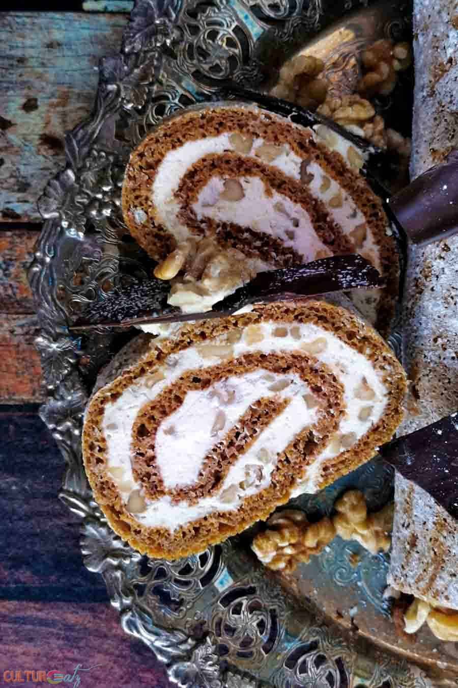 Libbys Pumpkin roll cake slices